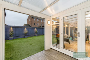 Photo 9- click for photo gallery